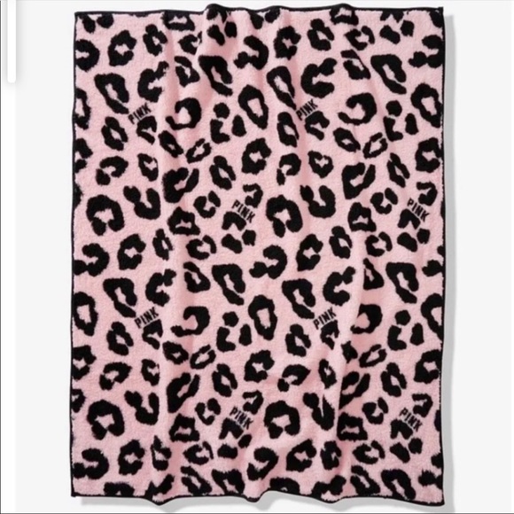 PINK Victoria's Secret Other - 🌈Pink leopard Sherpa